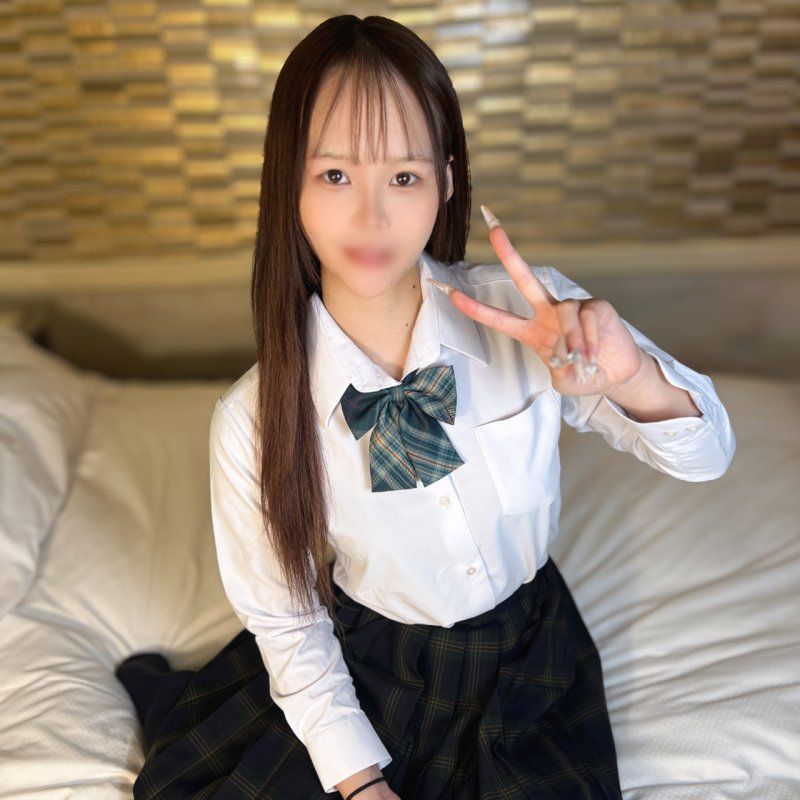 【※5天限定贩售！】【不经意间的笑容令人心动，黑长直的诱惑】神级身材18岁的瞳酱泪流满面！被初次体验20公分以上的巨根幹到闷绝并大量中出，全程都被镜头完美捕捉了下来。