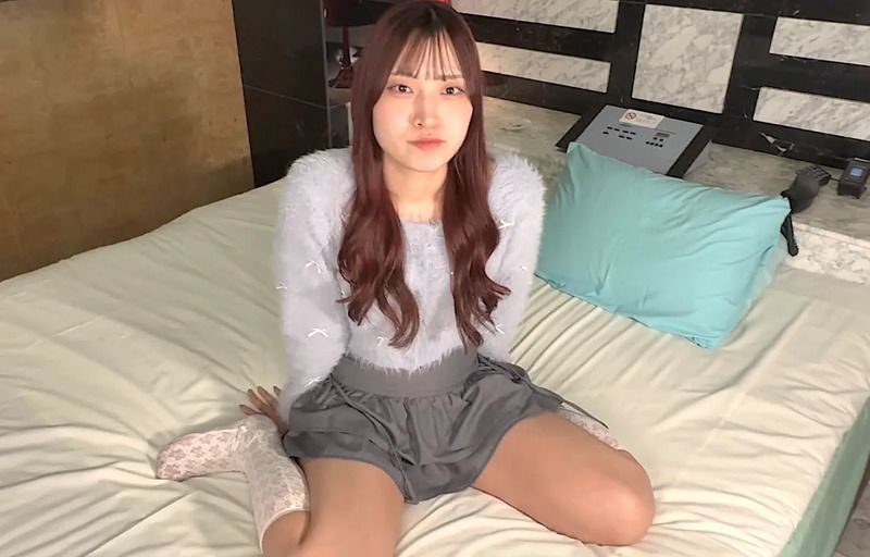 【世界标准的可爱♡×真实苗条大学生】19岁奇迹苗条莉乃酱人生第一次被巨根抽插高潮连连猛幹到中出