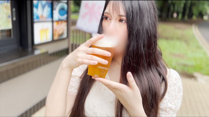 【完全露脸】【潮吹龙捲】纱里奈第二弹！睽违许久见面在夏日公园约会！巨根高潮连续潮吹最后大量中出