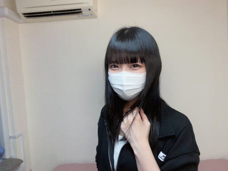 【本能激刺的可爱！】 允许男友无套抽插的女人马上就上！ 清楚系咖啡厅店员的絶品口交与阴道享受！【小春(22)】