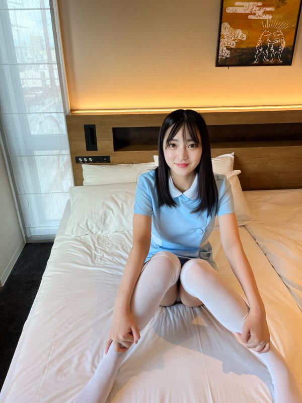 【永久保存版】自乡下来到东京的美乳枫酱吞精、中出2连发
