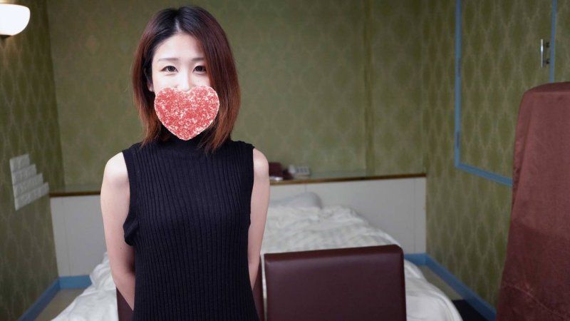 （高清花絮，露脸，无码）24岁素人，渴望出演成人视频，面试后被中出