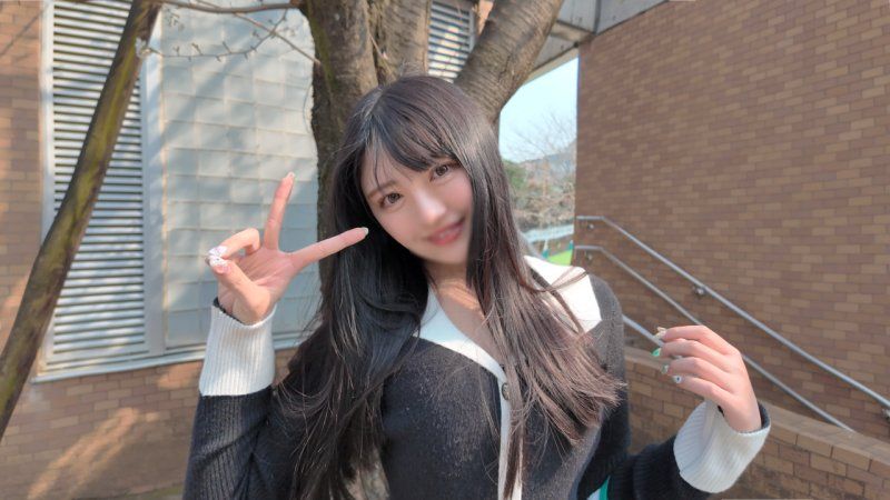 【2发射/特典】※G罩杯美女女大生!!超名器？有12年运动经验的巨乳美女应徵拍摄。大胆!!在自己的房间裡从2根巨根榨取
