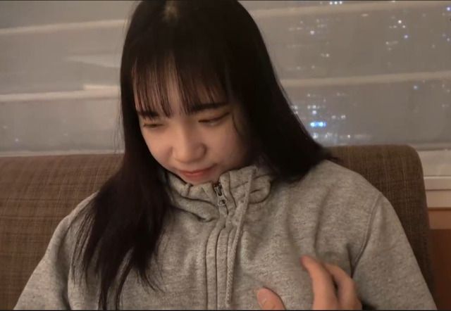 【素人个摄】【露脸】【中出】用乳头感受到柔软丰满的身体 - 20歳玩弄过的自拍担保