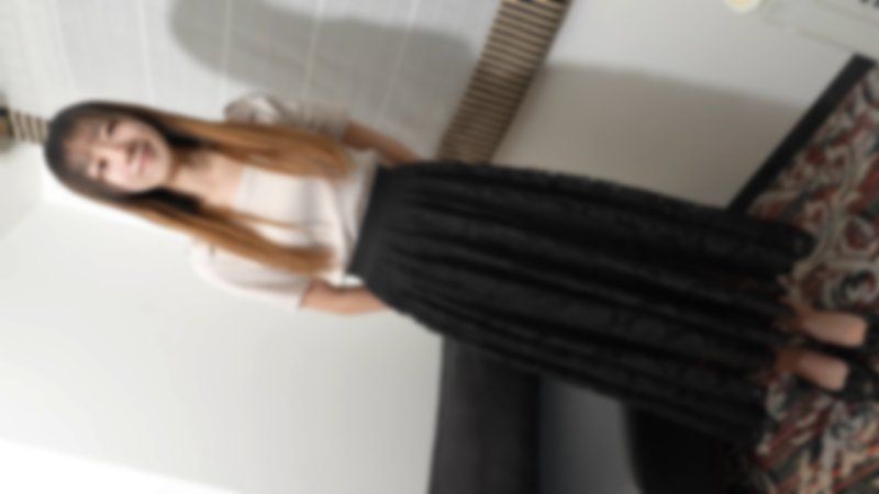 【7/31止1290pt】【初拍】※172cm、20岁体操教室的超长身纤细美人。「要无套吗…？」久违地被成年人的上翘肉棒顶到阴道深处，身体抽搐痉挛并大量潮吹。在紧緻的小穴内中出。