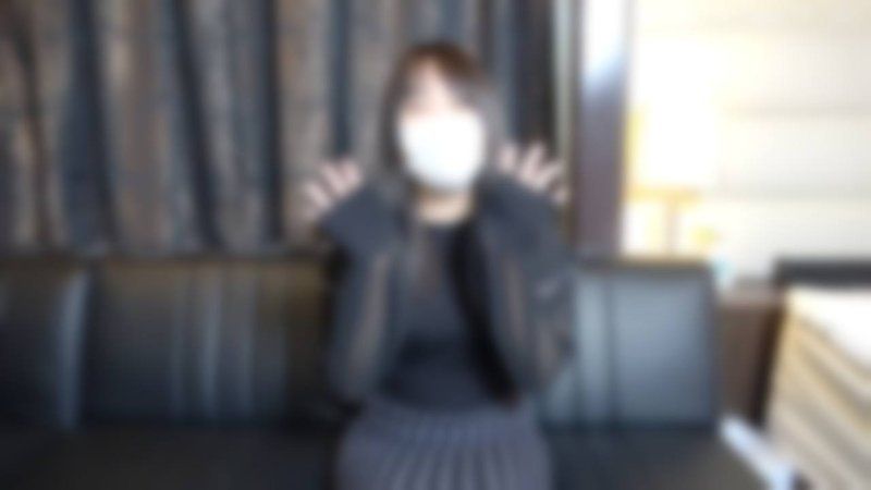 【私密拍摄/素人】（初次拍摄！）20岁的Mi◯酱。拥有可爱动漫声音的美少女。一开始有点害羞，但只要一做爱就高潮连连，浑身湿透。