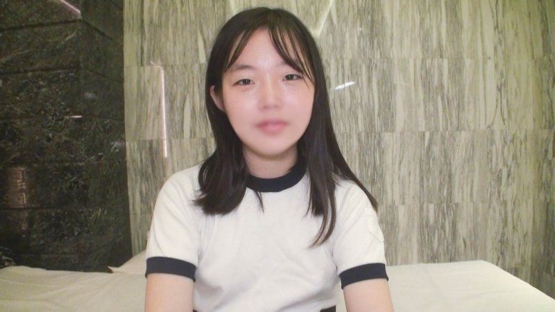 【无码】对生动的体育裤姿态无法停止的妄想爆发！渗透着蓝色汗水和气味的体育裤**的纯情口交!!