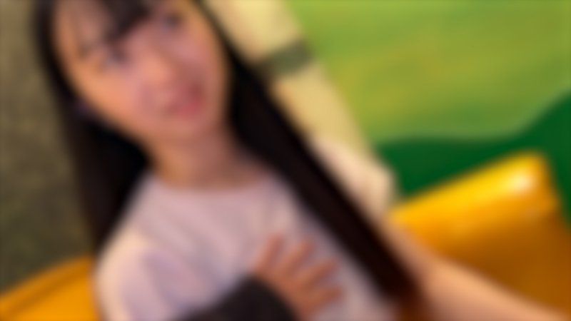 经验人数2人的妹子，用大声喘息着，沉溺于快感的一连串过程。
