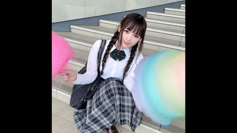 【无修正】就读有名升学私校嗲声现役女学生美巨乳角色扮演者带入密室进行猥亵行为！