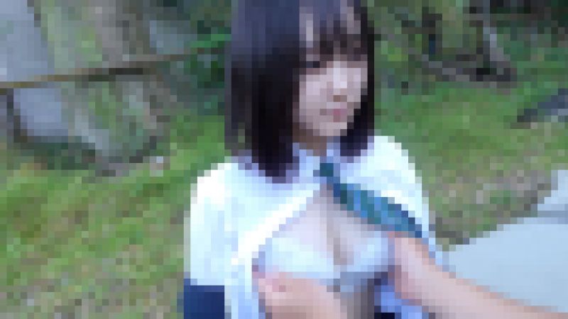 在时间停止般的田园地带长大，沉稳可爱白皙的女学生&hellip;