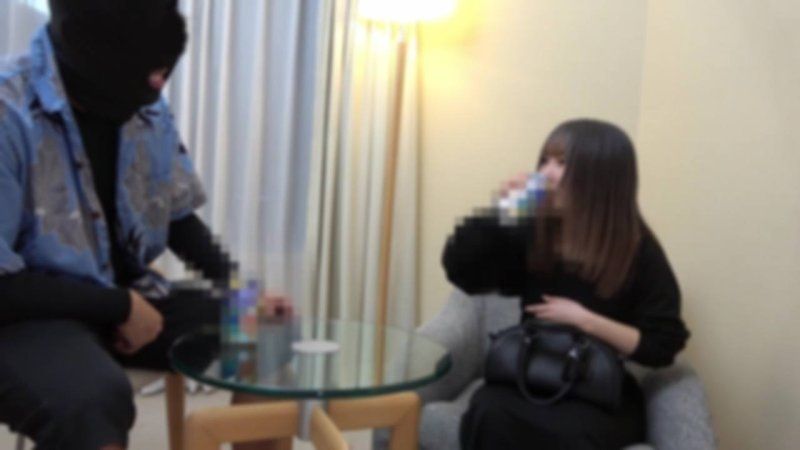 143公分的矮.身长 莉亚酱♡本来只打算拍内衣，却被K施压，阴道猛幹中出口交怀孕♡