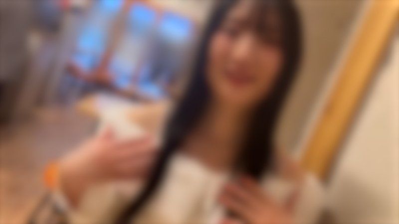 被介绍了长得像那超有名偶像的娇嫩大奶妹，带回家后做了比外表想像中还要色情的做爱、、、