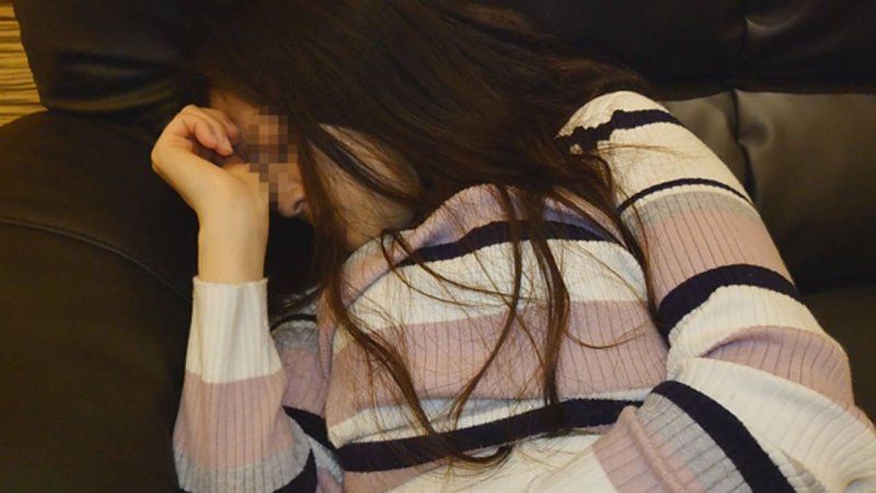 【无・人妻】偷偷地为了偿还债务而进行外遇中出自拍【特典高画质】
