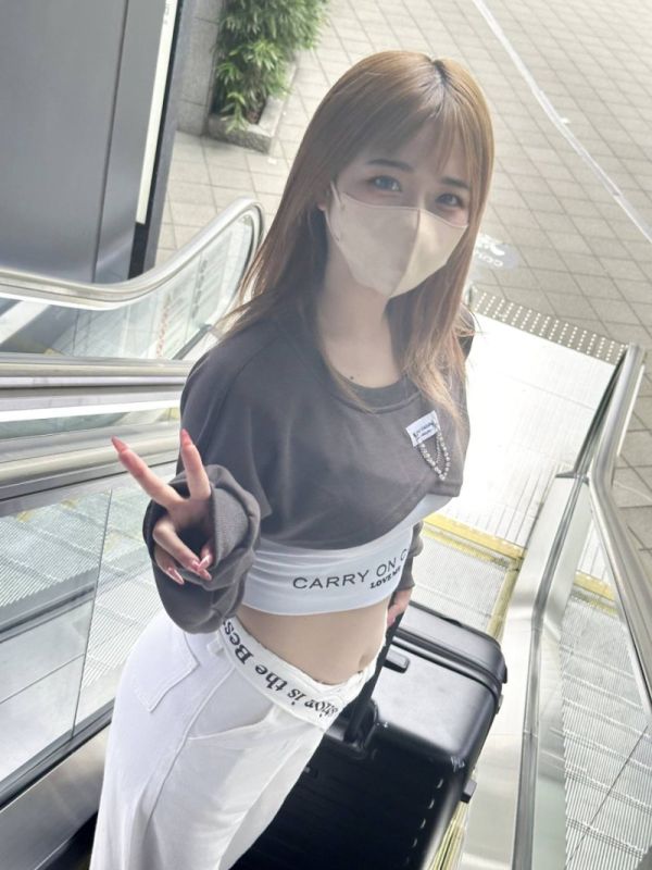【知名杂志模特儿】「爆乳美女网红」日薪180万日元的一次性无套中出拍摄。【总共70分钟高画质特典】
