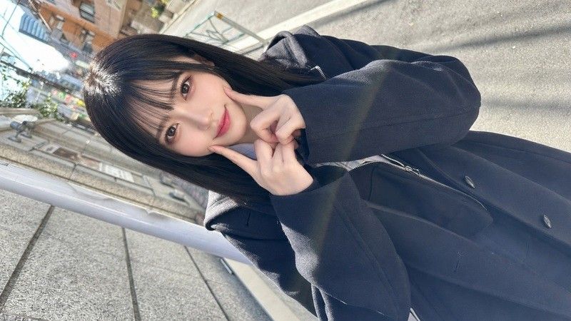 【露脸解禁】"神级美貌新生偶像18岁" 加入仅1週就突破FC2限制首秀。无避孕药真实内射影片。※剩下不多