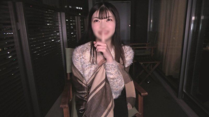 【即时插入中出素人妻】无码＜清纯妻→阳台露出！破洞牛仔裤×浓稠精液中出＞从牛仔裤的破洞窥视美丽淫穴，用真实插入猛攻！对未使用的紧贴淫穴连续中出！忘记日常和丈夫，高潮不断！