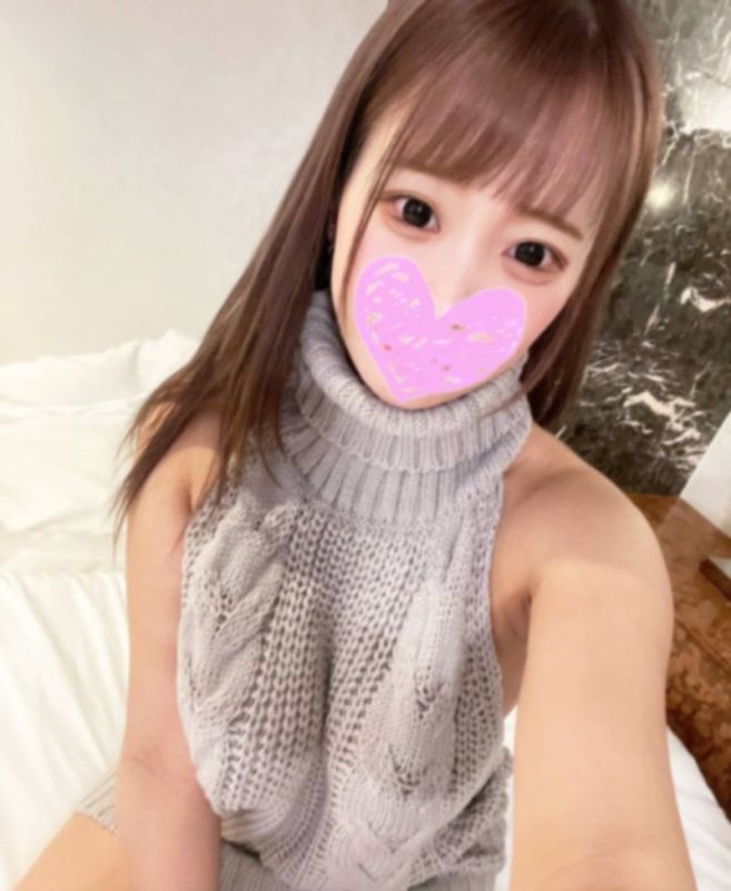 【无修正】应援被帅哥老公出轨而独自努力的H罩杯美女！本以为大叔会拒绝，但却在慾望驱使下奔放地乱来的单身女性，直到阴道深处的肉棒全速活塞的认真插入性爱！！