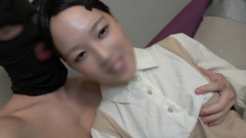 【初拍】白皙肌肤与丰满美乳的18岁。与纯洁氛围截然不同的淫荡小穴紧紧包覆。两人同时絶顶