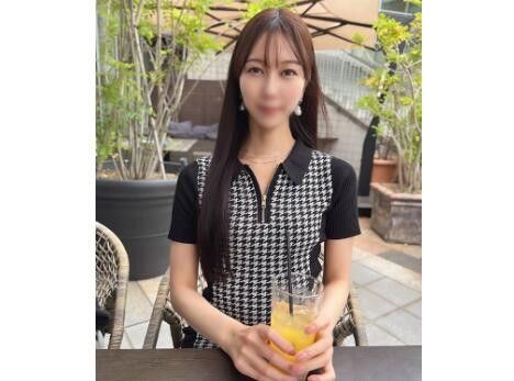 ⚠优胜了⚠※Part2※超可爱！高挑170cm神级身材美女・24岁⇒身体太柔软，用Y字平衡插入后直接中出了（彩美）