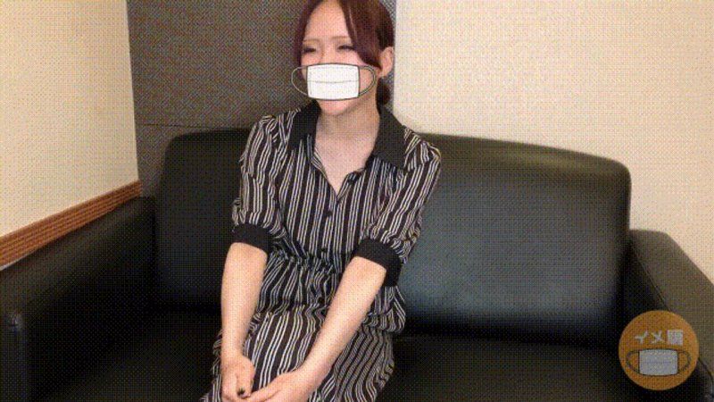 被自拍性爱师一天中出三次