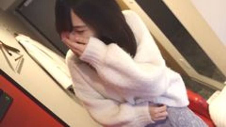 【无修正】【露脸】像波瑠的沉稳漂亮苗条美女梨沙的害羞姿态让大叔肉棒狂抽猛送