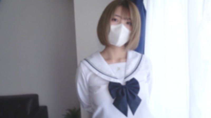 【无码・完全素人】超可爱的女大学生穿着制服19岁！还在开发途中的处女穴被极太肉棒猛幹到根部！