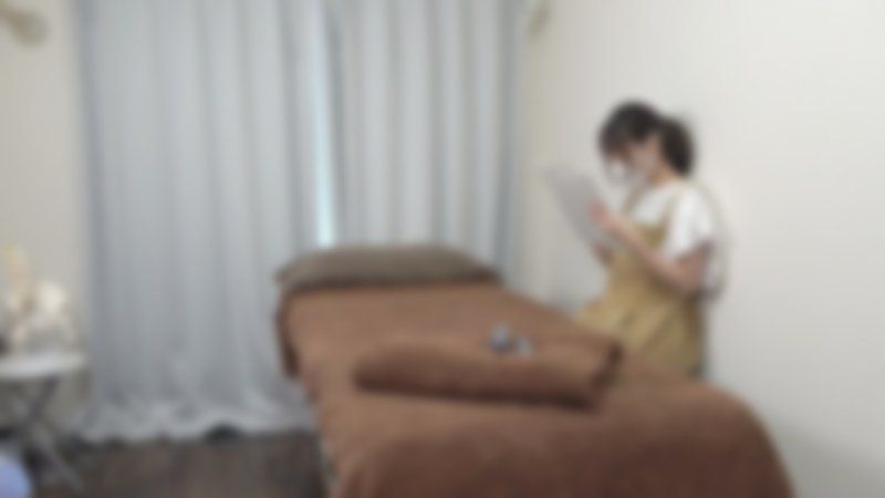 【无修正/自拍】可爱的偶像般的，虽然身材娇小却有成熟氛围，非常迷人的女性再次光临。这次也说要长油按摩。