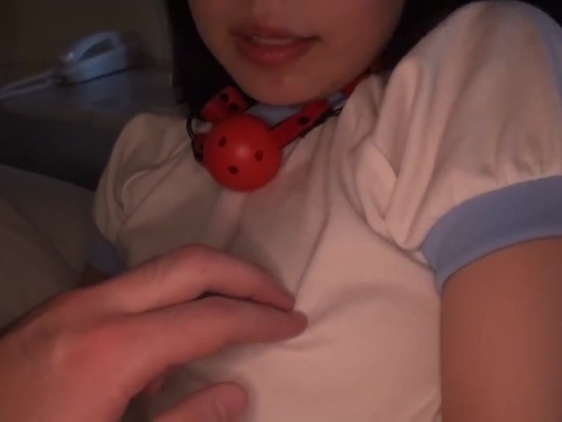 【个人拍摄】※50部限定超特价※和看起来好像还不太懂男人的超可爱妹在汽车旅馆密会！在湿淋淋的淫穴裡中出！！