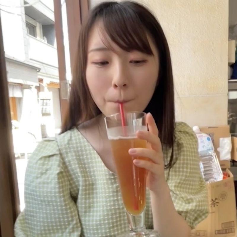 与未来酱吃午餐后的忍耐口交10分钟选手权！能忍这部射精的话就可以中出做爱！