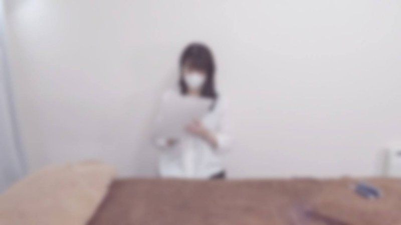 【无码/无套中出】身材高挑、清洁感十足的胸部很吸引人的OL桑来店了。结合伸展，用全身按摩来舒缓。看起来好像在忍耐不发出声音。