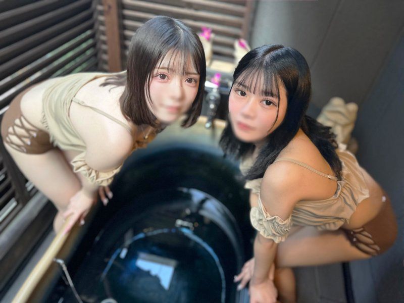 ※21岁G罩杯的两位美女提供油压按摩 「你想要吗？」在可爱女孩的奉仕中无法忍耐最后内射