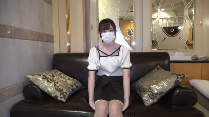 【评论特典】【个人拍摄】【素人】沙龙美女档案 #11 铃奈酱（25岁） 职业：护理师 拥有能让肉棒硬挺的超大肉穴，铃奈酱又登场啦！这次不是自慰，而是与大叔的肉棒做爱，让他爽到射精！