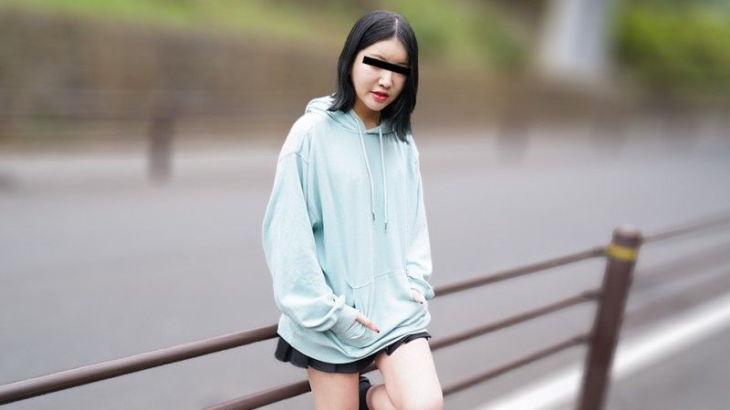 天然女儿在交换亲吻时中出性爱