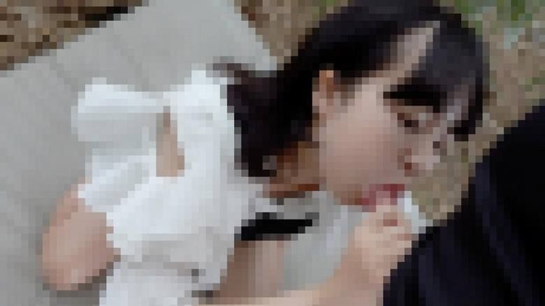 对不擅长拒绝的运动正妹，带着带到竹林裡对未成熟的肉体无套中出！！竹林裡响起的可爱喘息声与湿黏声让人受不了兴奋起来&hellip;