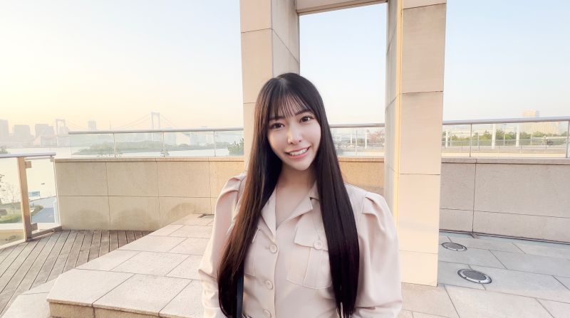 【天使降临！！】激可爱大学生日葵 洋溢透明感20歳白皙身躯、初次无套中出