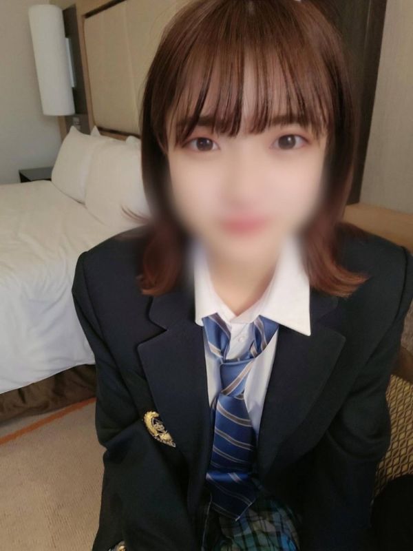 【冲击影像】坂道系G罩杯美女的绕路极秘约会！无责任无套插入无套中出！