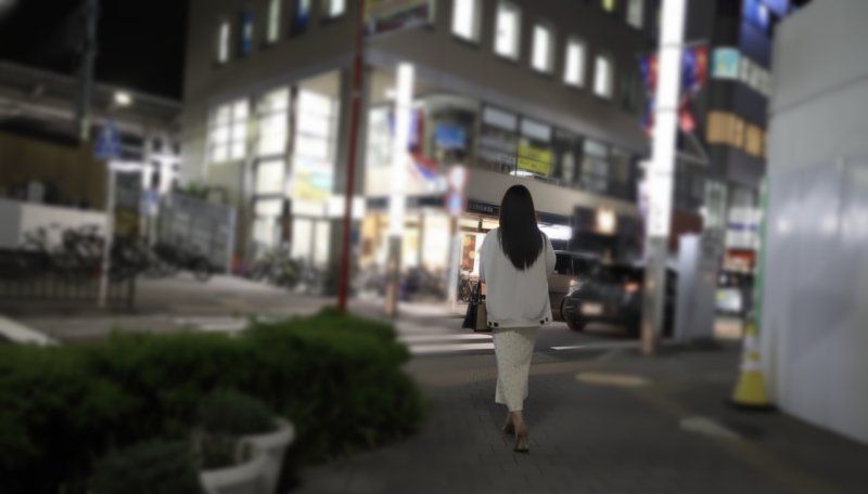 【超大量潮吹】超绝抖M人妻♡ 3个月无性生活突破极限「粗暴地幹我…」恳求。用乳头钻头让理性崩坏，从腹上＆口交＆中出的三连发，再以清洁口交完成！