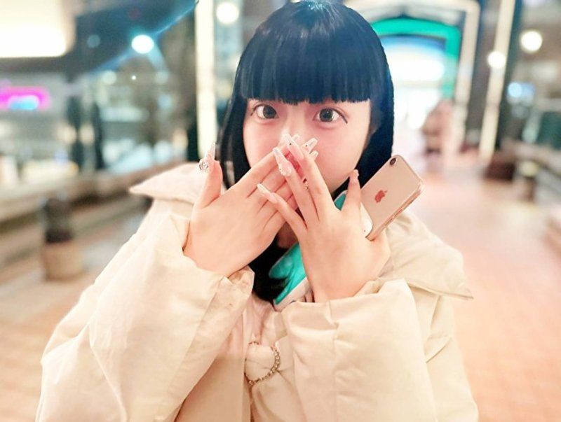 几乎合法！前额髮线超可爱的145公分小恶魔♡「噗噗喷出来？」比女儿还小的美乳小姐用小鸡鸡夹住大量射精！完全降伏♥