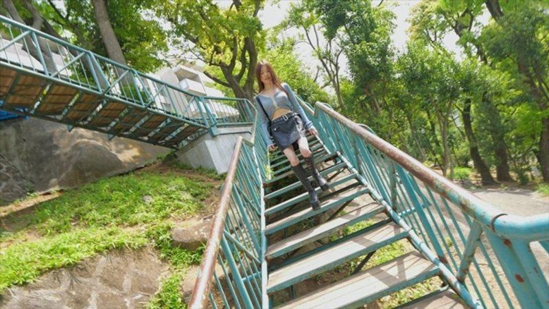 【肋骨断裂】超爱挖鼻孔纤细女大生 用硬上硬让杂鱼淫穴痉挛高潮的后仰高潮