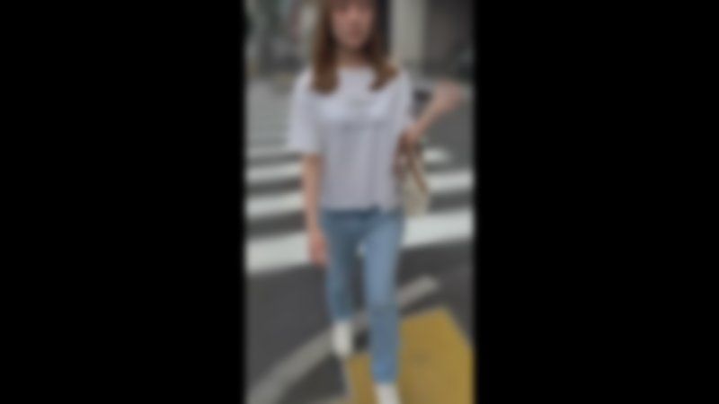 【个拍】美甲师的年轻妻子。被兇恶长相的男人吓到,最后只能任其摆布……