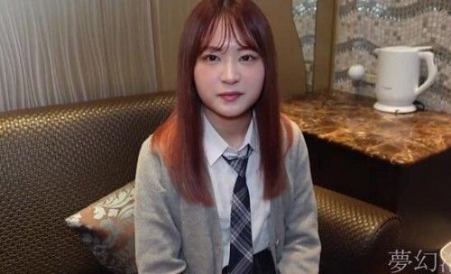 某恋爱YV出演预定地18岁学生。与拥有出色的气质和神秘身材的她自拍性爱。