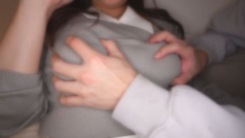 ⭐50％OFF（1500日圆折扣）⭐ 8/16前期间限定价格⭐【H罩杯美爆乳色人妻】对不起老公。趁你不在家时,我们在家裡3P,还对你老婆颜射加内射了。。